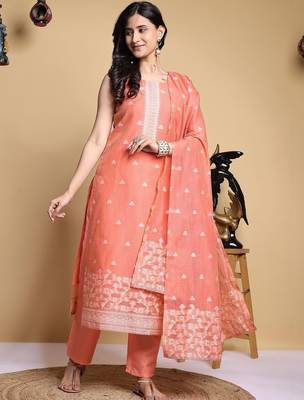 Women Ethnic Motifs Printed Regular Kurta with Trousers & With Dupatta 6