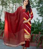 Women Dyed Regular Pure Silk Kurta with Trousers & With Dupatta