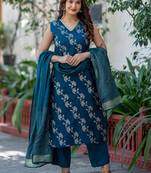 Floral Printed V-Neck Pure Silk Straight Kurta With Trousers & Dupatta