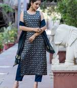 Floral Printed Round Neck Pure Silk Jacquard Straight Kurta with Trousers & Dupatta