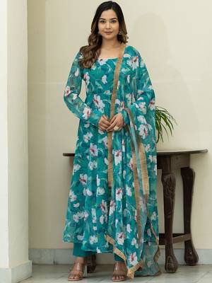 Floral Printed Regular Gotta Patti Kurta With Churidar & Dupatta 1