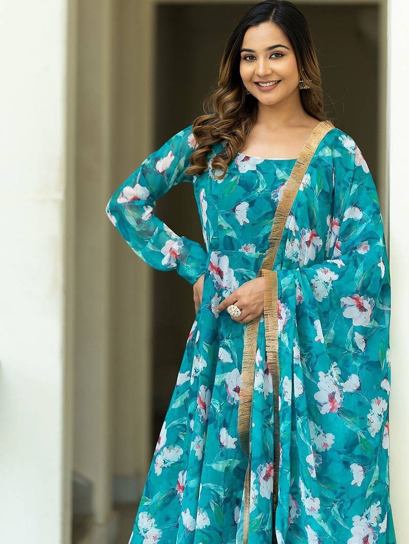 Floral Printed Regular Gotta Patti Kurta With Churidar & Dupatta