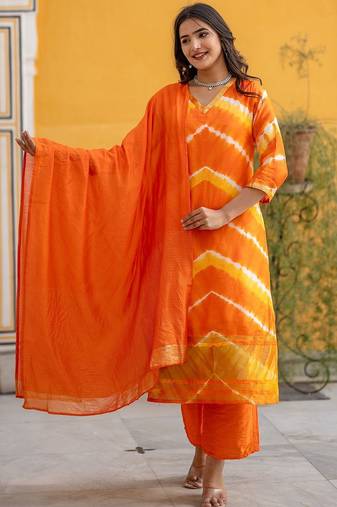 Leheriya Dyed V-Neck Pure Silk Straight Kurta With Trousers & Dupatta