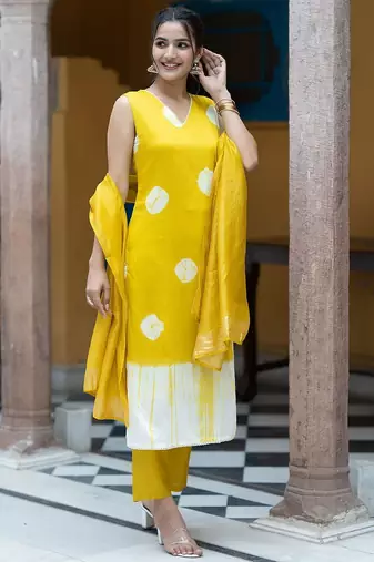 Shibori Dyed V-Neck Pure Silk Straight Kurta with Trousers & Dupatta