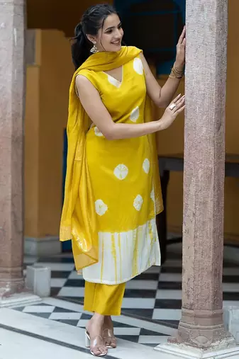 Shibori Dyed V-Neck Pure Silk Straight Kurta with Trousers & Dupatta