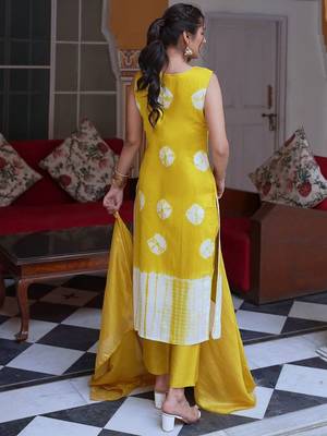 Shibori Dyed V-Neck Pure Silk Straight Kurta with Trousers & Dupatta 5