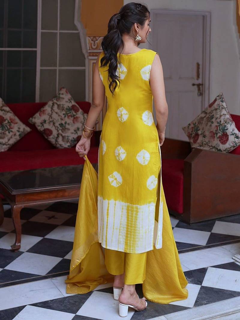 Shibori Dyed V-Neck Pure Silk Straight Kurta with Trousers & Dupatta