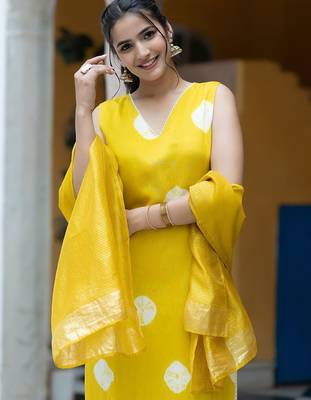 Shibori Dyed V-Neck Pure Silk Straight Kurta with Trousers & Dupatta 7
