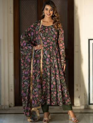 Floral Printed Round Neck Long Sleeves Anarkali Kurta with Trousers & Dupatta 1