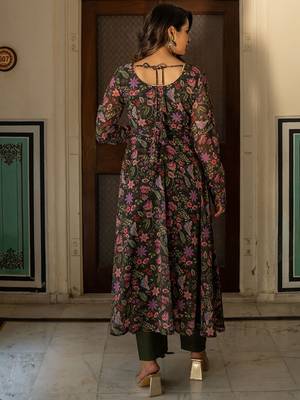 Floral Printed Round Neck Long Sleeves Anarkali Kurta with Trousers & Dupatta 5