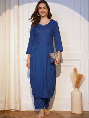 Women Ethnic Motifs Embroidered Regular Thread Work Kurta with Palazzos 1