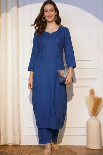Women Ethnic Motifs Embroidered Regular Thread Work Kurta with Palazzos