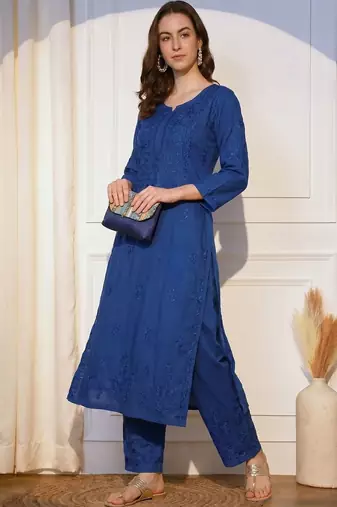 Women Ethnic Motifs Embroidered Regular Thread Work Kurta with Palazzos