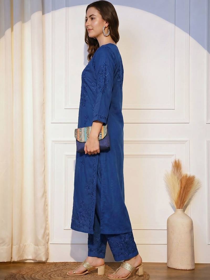 Women Ethnic Motifs Embroidered Regular Thread Work Kurta with Palazzos