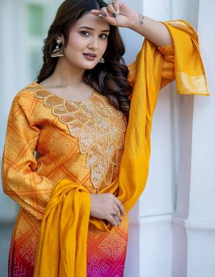 Bandhani Printed Sequinned Round Neck Kurta with Trousers & Dupatta 2