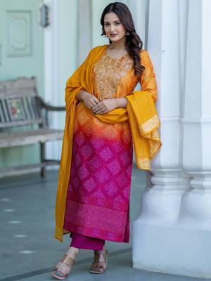 Bandhani Printed Sequinned Round Neck Kurta with Trousers & Dupatta 5
