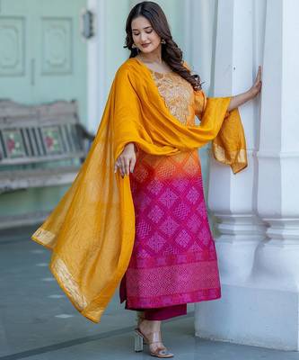 Women Ombre Dyed Regular Thread Work Kurta with Palazzos & With Dupatta 5