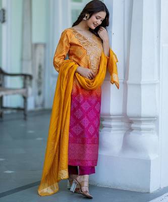 Women Ombre Dyed Regular Thread Work Kurta with Palazzos & With Dupatta 6