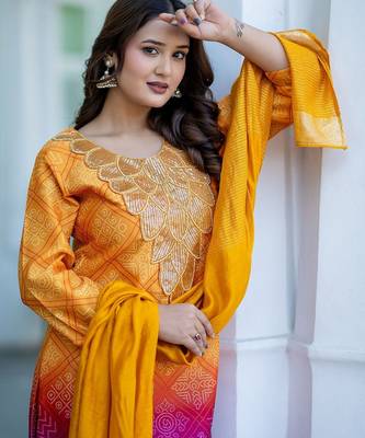 Women Ombre Dyed Regular Thread Work Kurta with Palazzos & With Dupatta 7