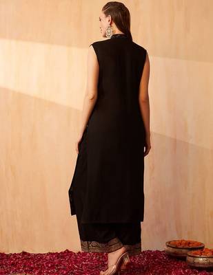 Bandhani Printed Zari V-Neck Sleeveless Straight Kurta With Palazzo 5
