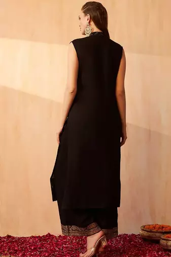Bandhani Printed Zari V-Neck Sleeveless Straight Kurta With Palazzo