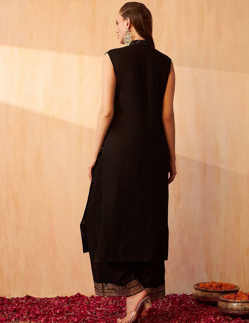 Bandhani Printed Zari V-Neck Sleeveless Straight Kurta With Palazzo