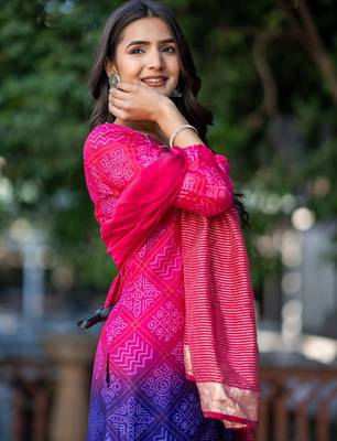 Women Ombre Dyed Regular Thread Work Kurta with Palazzos & With Dupatta 7