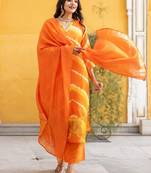 Women Dyed Regular Pure Silk Kurta with Trousers & With Dupatta