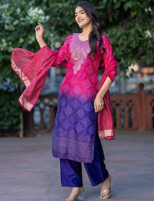 Women Bandhani Embroidered Kurta with Trousers & Dupatta 4