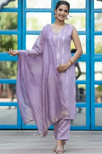 Floral Woven Design Regular Gotta Patti Pure Silk Kurta With Trousers & Dupatta
