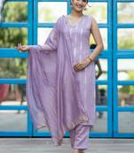 Floral Woven Design Regular Gotta Patti Pure Silk Kurta With Trousers & Dupatta