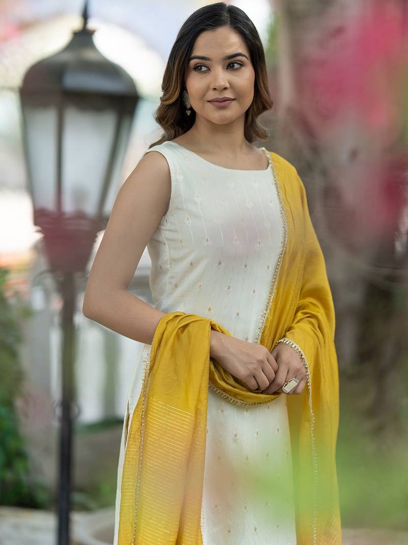 Ethnic Motifs Regular Pure Silk Kurta with Trousers & With Dupatta