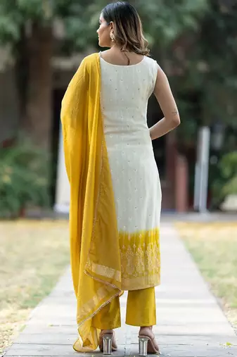 Ethnic Motifs Regular Pure Silk Kurta with Trousers & With Dupatta