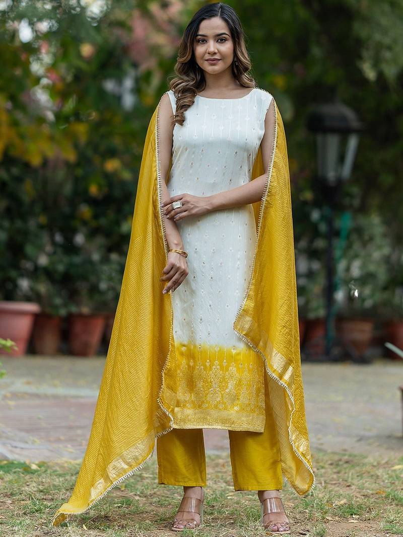 Ethnic Motifs Regular Pure Silk Kurta with Trousers & With Dupatta