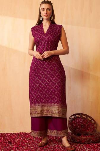 Bandhani Printed Zari V-Neck Sleeveless Straight Kurta With Palazzo