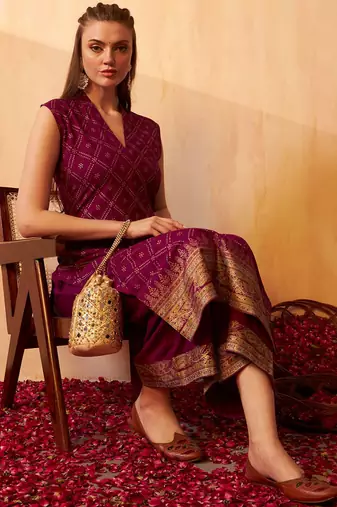 Bandhani Printed Zari V-Neck Sleeveless Straight Kurta With Palazzo