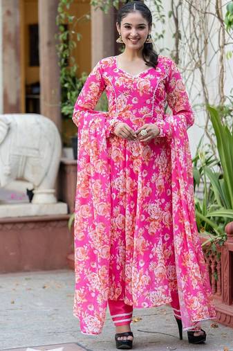 Women Floral Printed Angrakha Kurta with Trousers & With Dupatta