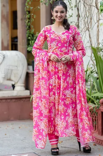 Women Floral Printed Angrakha Kurta with Trousers & With Dupatta
