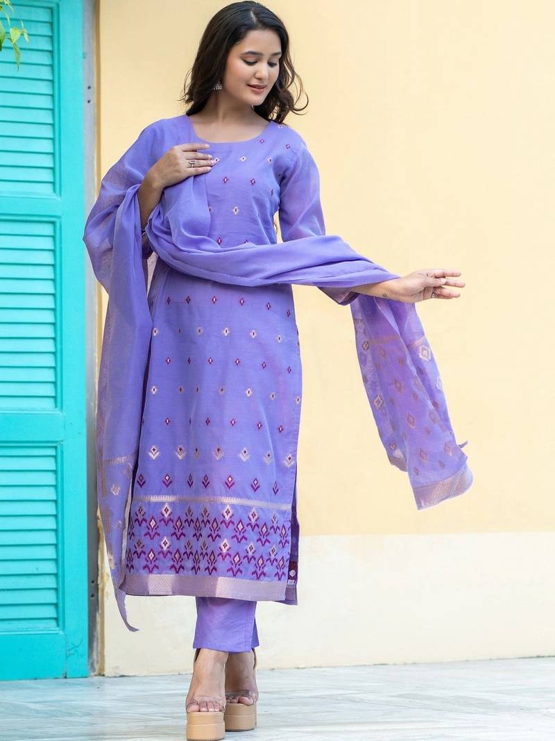 Women Ethnic Motifs Regular Kurta with Trousers & With Dupatta