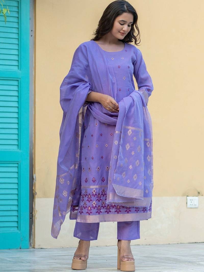 Women Ethnic Motifs Regular Kurta with Trousers & With Dupatta