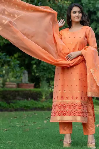 Women Ethnic Motifs Regular Kurta with Trousers & With Dupatta