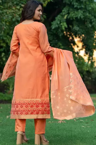Women Ethnic Motifs Regular Kurta with Trousers & With Dupatta