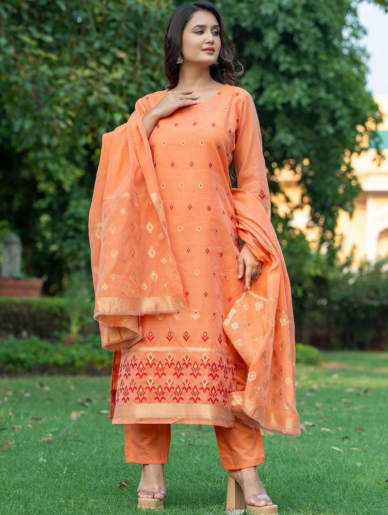 Women Ethnic Motifs Regular Kurta with Trousers & With Dupatta