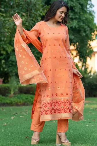 Women Ethnic Motifs Regular Kurta with Trousers & With Dupatta