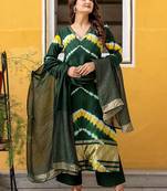 Women Leheriya Dyed Silk Kurta with Palazzo & Dupatta