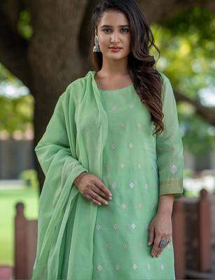 Women Ethnic Motifs Embroidered Regular Thread Work Kurta with Trousers & With Dupatta 2