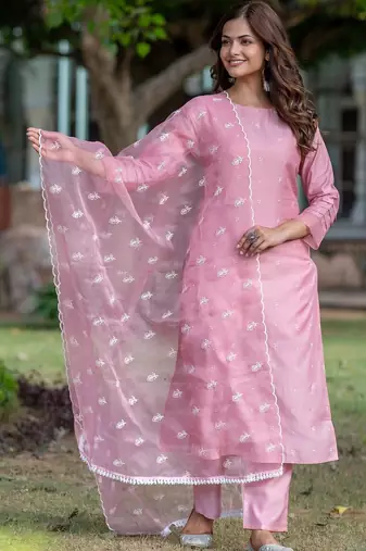 Women Ethnic Motifs Embroidered Regular Thread Work Chanderi Silk Kurta with Trousers & With Dupatta