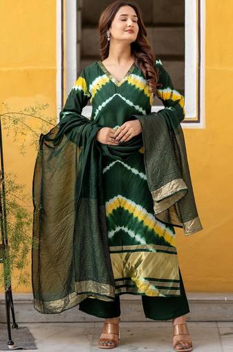 Women Dyed Regular Kurta with Palazzos & With Dupatta