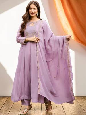 Women Ethnic Motifs Embroidered Panelled Thread Work Kurta with Trousers & With Dupatta 3