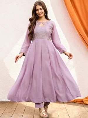 Women Ethnic Motifs Embroidered Panelled Thread Work Kurta with Trousers & With Dupatta 6